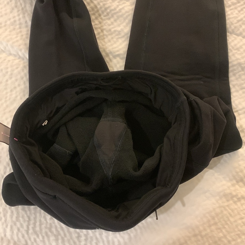 ATHLETA, Altitude stash tight in polartec power stretch, s/p,  like new - Picture 7 of 9